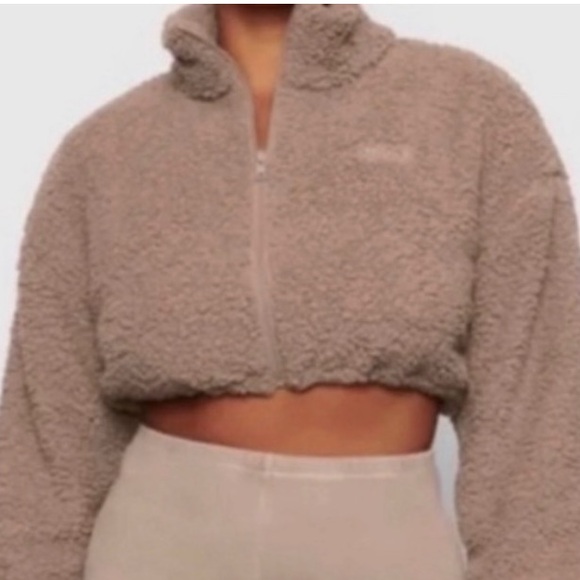 Skims Teddy Cropped Jacket-Desert - Picture 8 of 8
